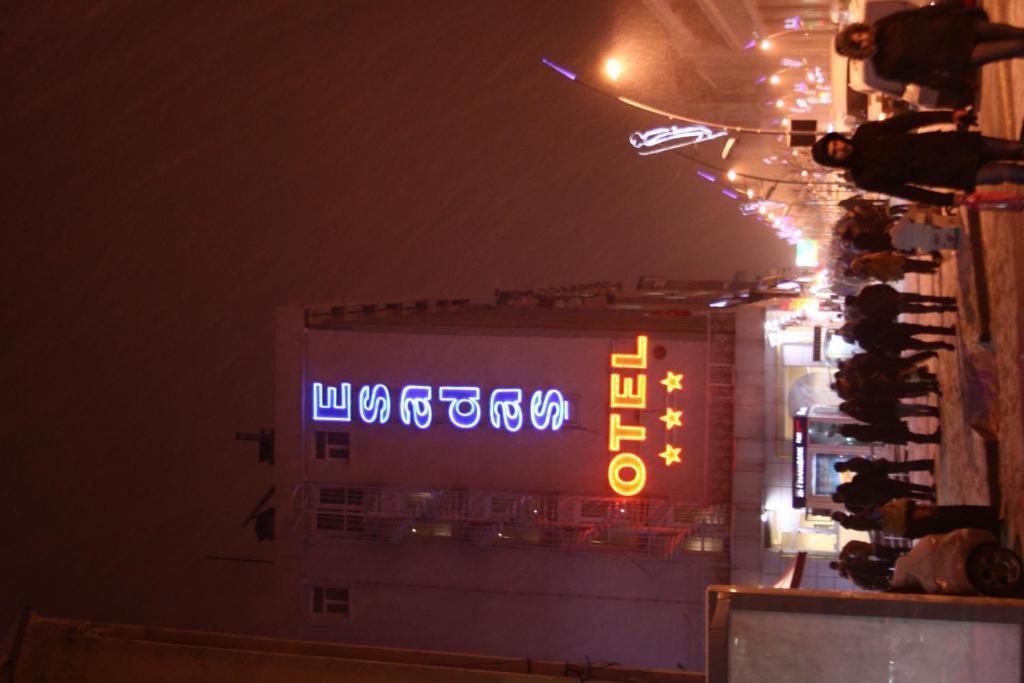 Esadas Hotel Erzurum Esterno foto
